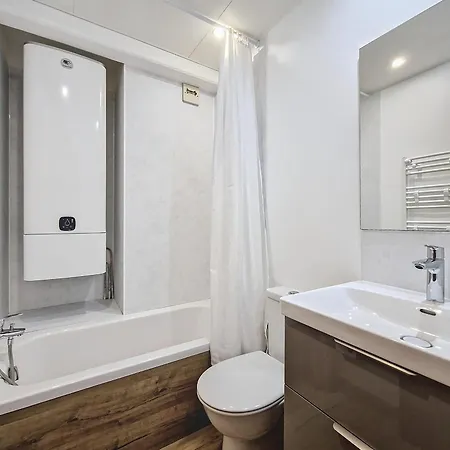 Cosy A Pour 4 Pers, Garage Inclus - Fr-1-818-31 Apartman *